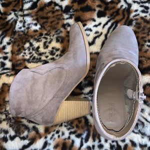 Charlotte Russe Gray Booties